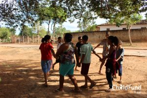 Nova lei sobre parentalidade positiva e direito ao brincar pode ser mais um grande passo para melhorar condições de vida de crianças brasileiras